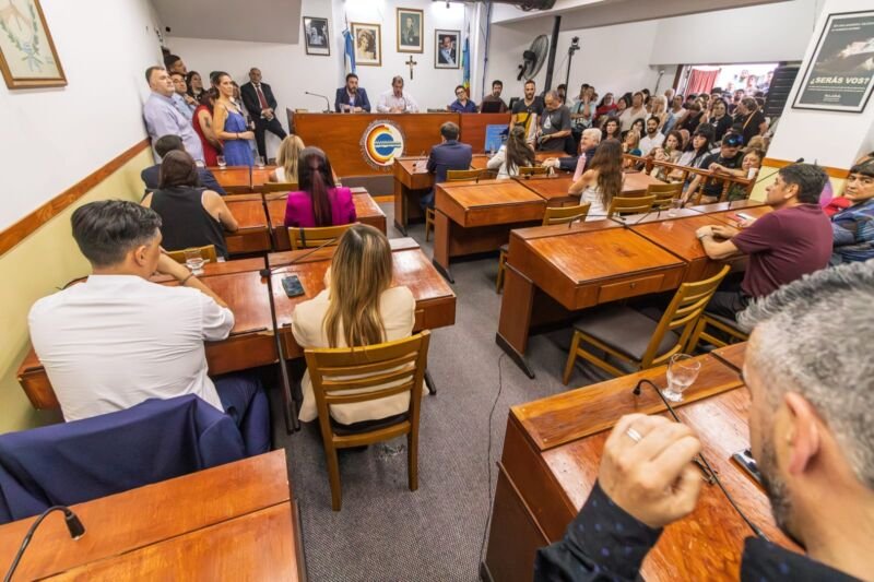 WhatsApp Image 2025-12-12 at 00.35.49