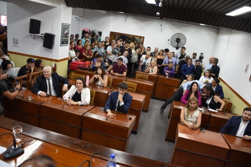 WhatsApp Image 2025-12-12 at 00.42.25 (1)