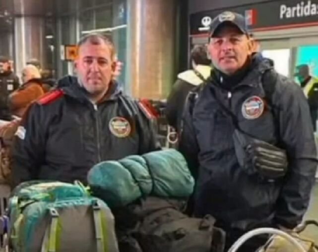 Solidaridad internacional | Dos bomberos de Las Toninas viajaron a Venezuela con sus perros de rescate