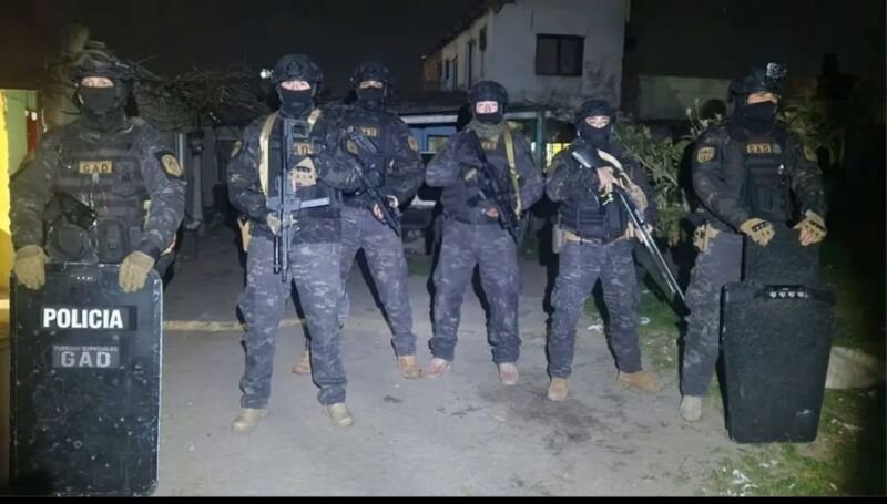 policiales (2)