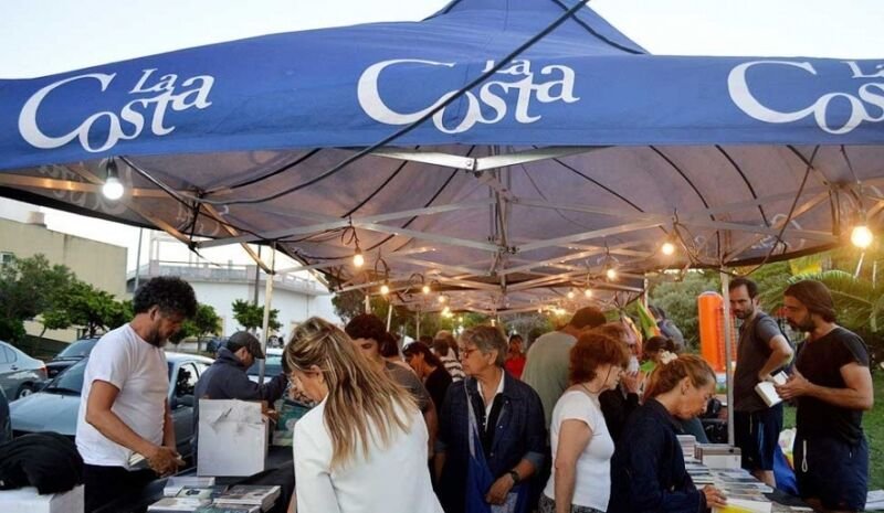 Armando Producciones presenta “Textos Volados” en la Feria del Libro